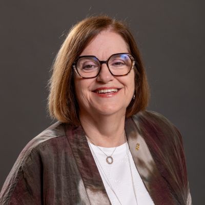 Anna Rio Doval